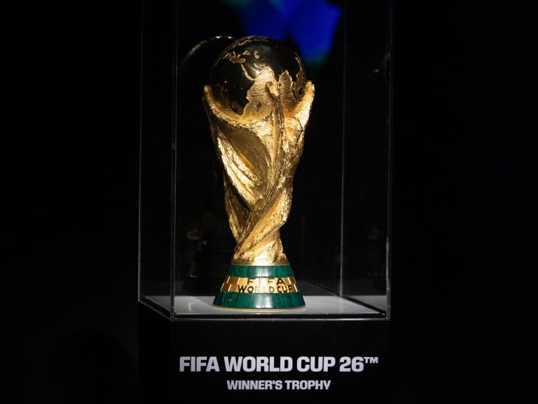 اكتشف كيف يمكن الوصول إلى مدينة غوادالاخارا، إحدى المدن المستضيفة لكأس العالم 2026، مع معلومات عن وسائل النقل، أماكن الإقامة، وأهم المعالم السياحية.
