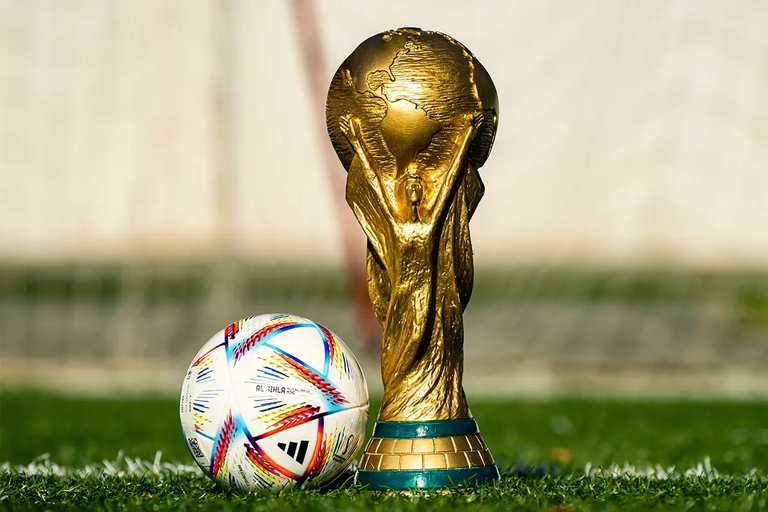 اكتشف تأثير كأس العالم 2026 على تطور كرة القدم الأمريكية وكيف سيغير هذا الحدث التاريخي مستقبل اللعبة في الولايات المتحدة.