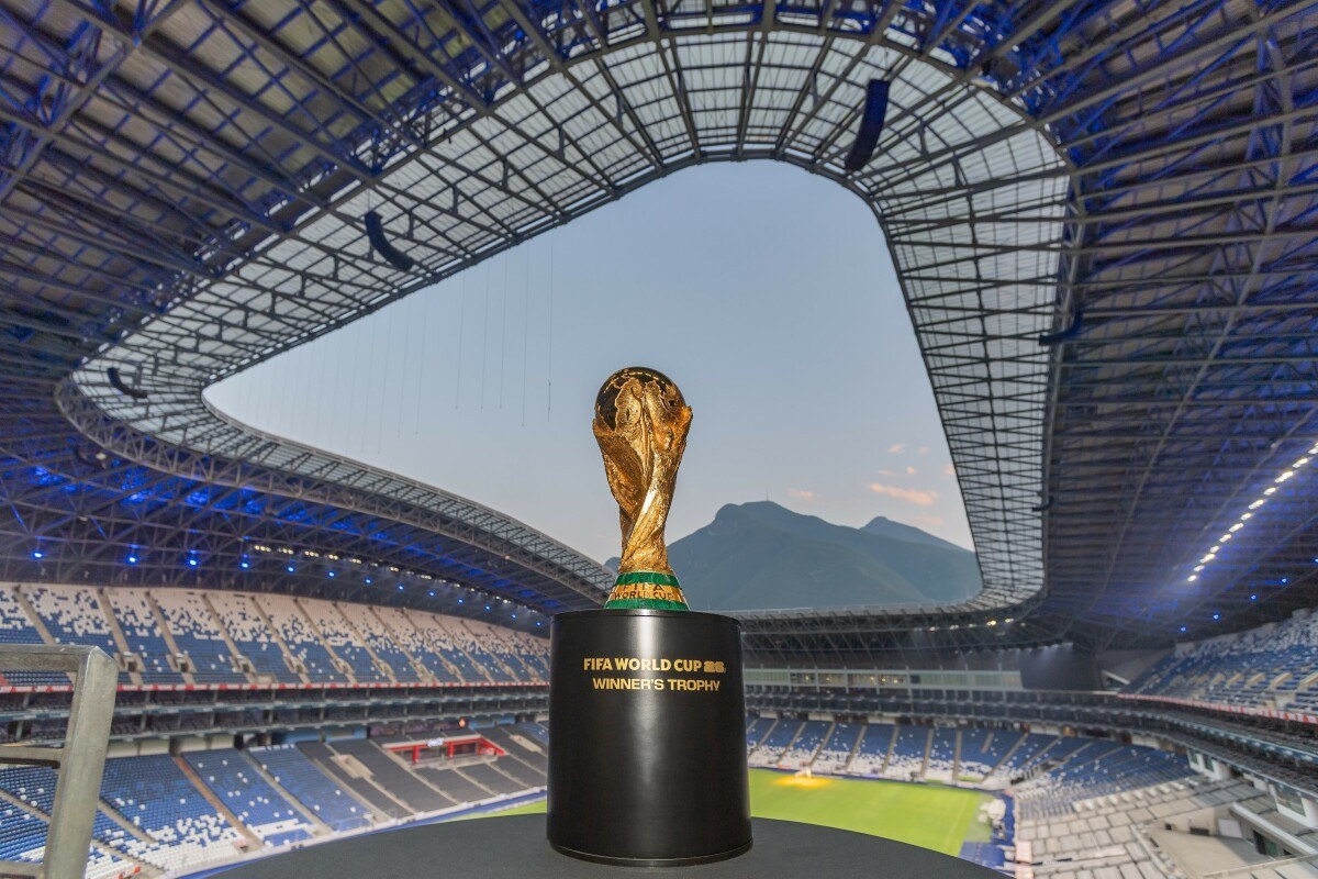 اكتشف جميع مدن استضافة كأس العالم 2026، تعرف على المواقع، الملاعب، وأبرز الفعاليات في هذه المدن العالمية.